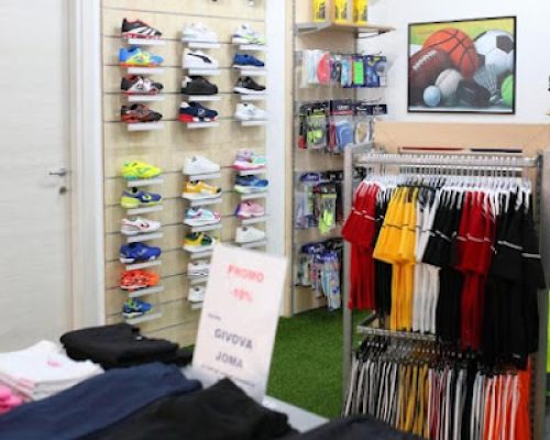 Sport Store Abbigliamento Sportivo (8)